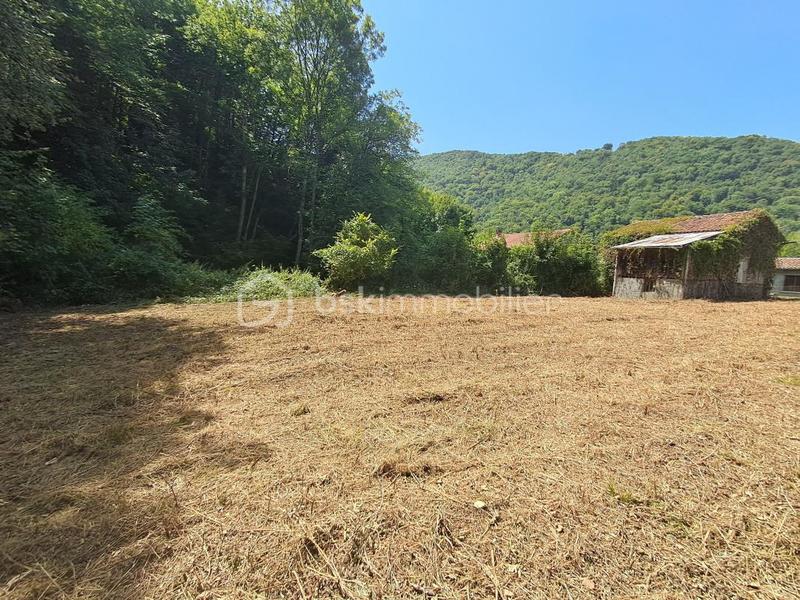 Terrain - 1 150 m²
