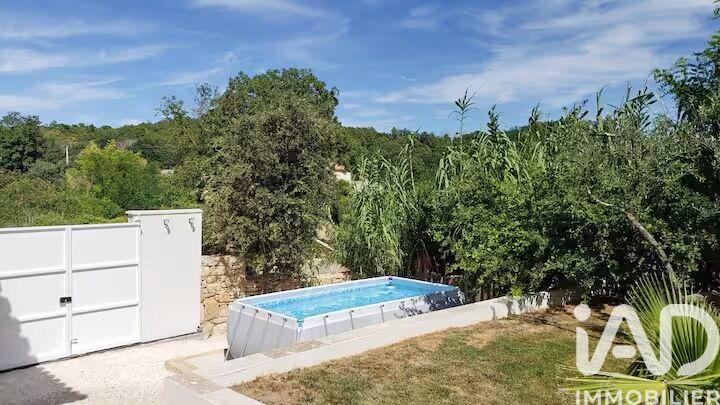 Maison - 93 m² - 5 pièces