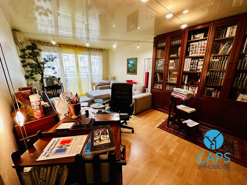 Appartement - 75 m² - 3 pièces