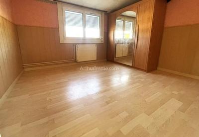 Maison - 85 m² - 5 pièces