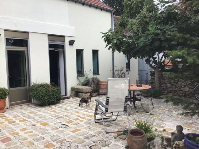 Maison - 202 m² - 8 pièces