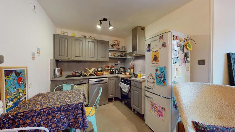 Appartement - 75 m² - 4 pièces