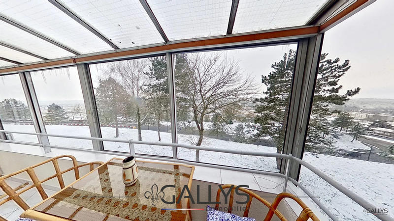 Appartement - 82 m² - 3 pièces