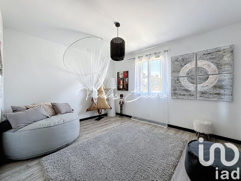 Maison - 188 m² - 5 pièces