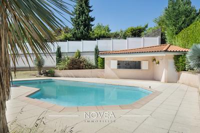 Maison - 162 m² - 6 pièces