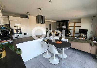 Appartement - 110 m² - 5 pièces