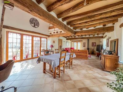 Maison ancienne - 175 m² - 5 pièces