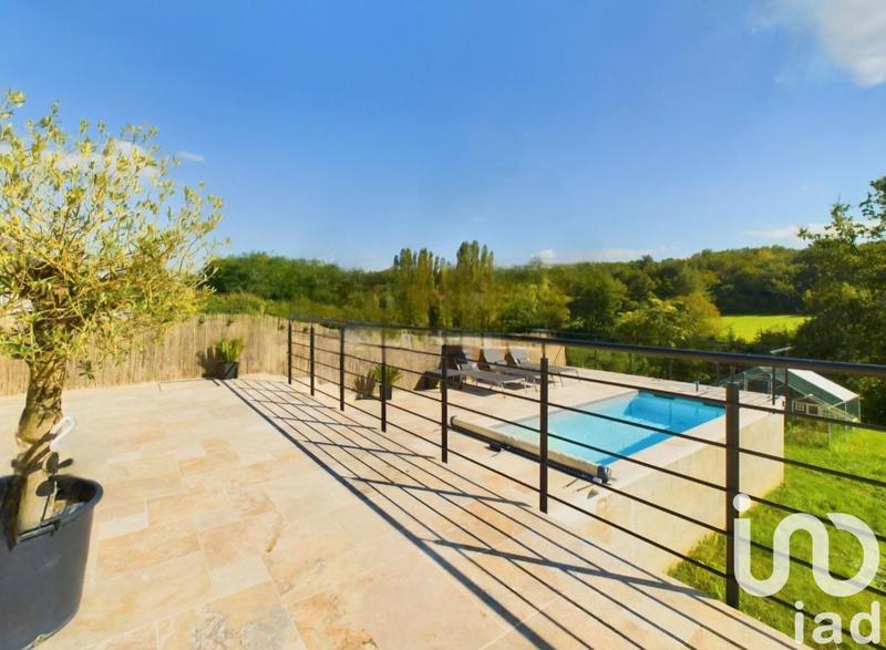 Maison - 120 m² - 5 pièces