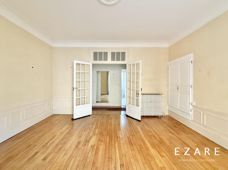 Appartement - 138 m² - 5 pièces