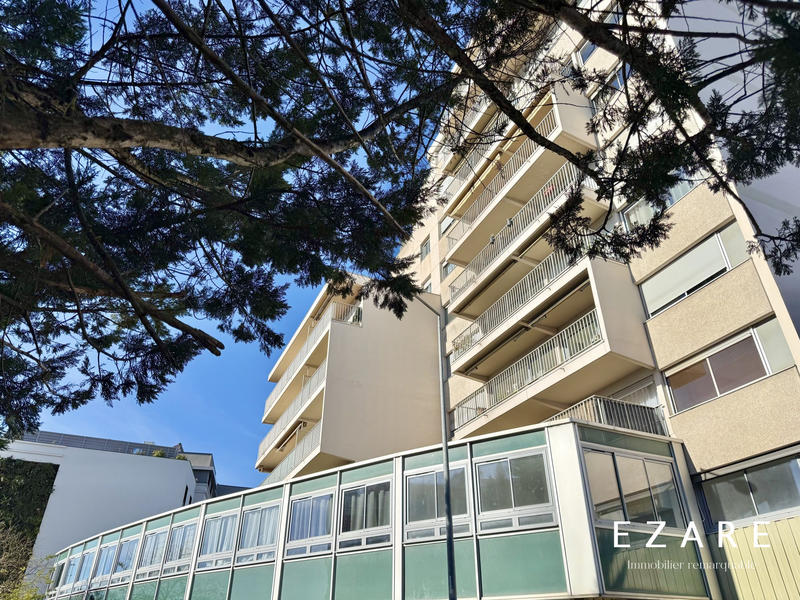 Appartement - 122 m² - 5 pièces