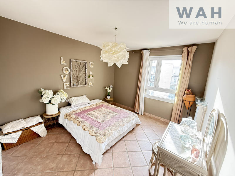 Appartement - 90 m² - 3 pièces