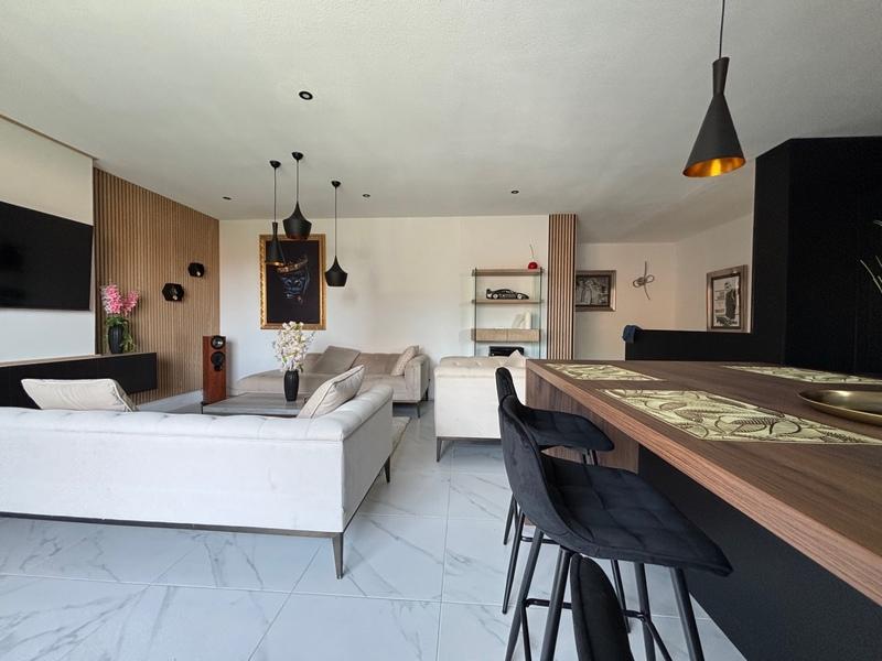 Maison de ville - 119 m² - 5 pièces