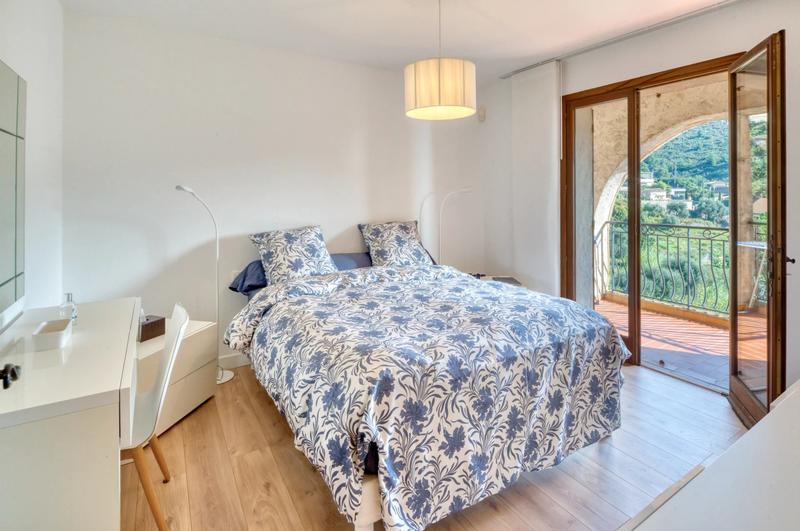 Villa - 424 m² - 12 pièces