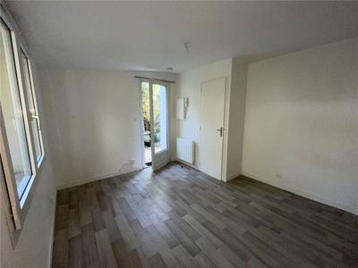 Appartement - 15 m² - 1 pièce