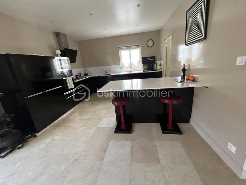 Maison - 146 m² - 4 pièces