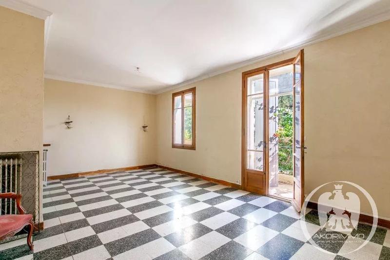 Appartement - 158 m² - 8 pièces