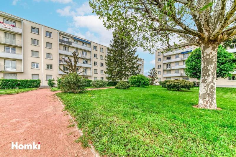 Appartement - 64 m² - 3 pièces