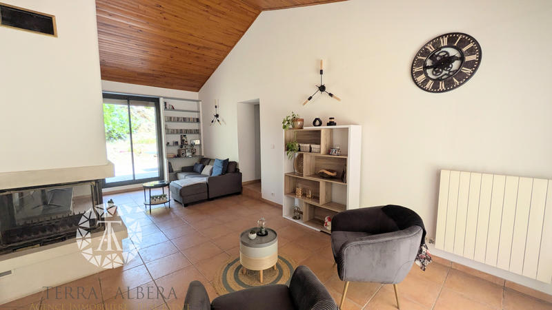 Villa - 168 m² - 5 pièces