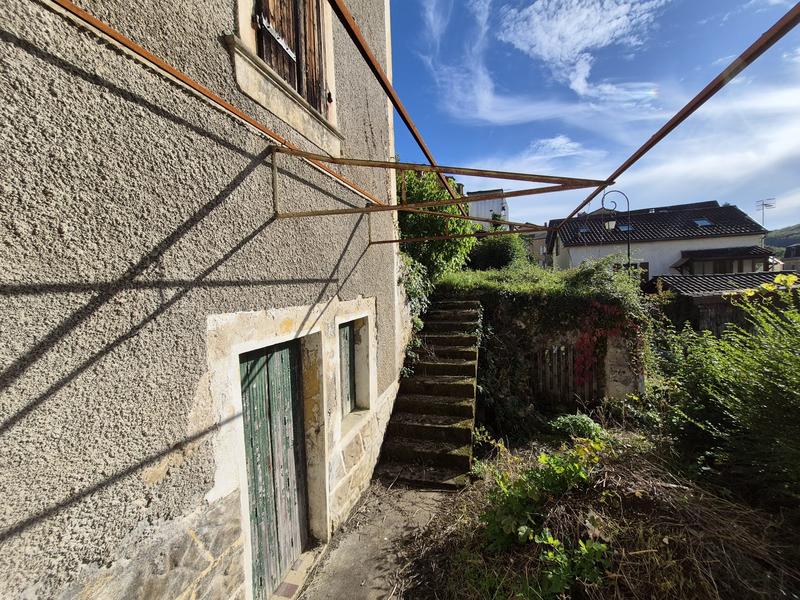 Maison traditionnelle - 90 m² - 3 pièces