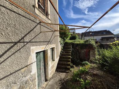 Maison traditionnelle - 90 m² - 3 pièces