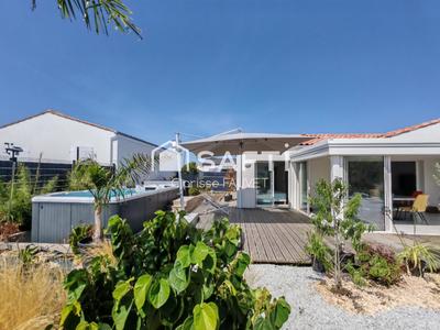 Maison - 130 m² - 4 pièces