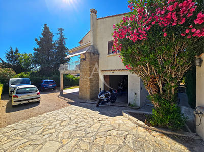 Villa - 160 m² - 5 pièces