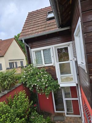 Maison - 240 m² - 9 pièces