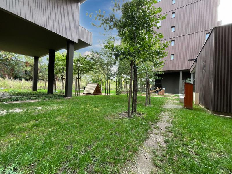 Appartement - 85 m² - 4 pièces