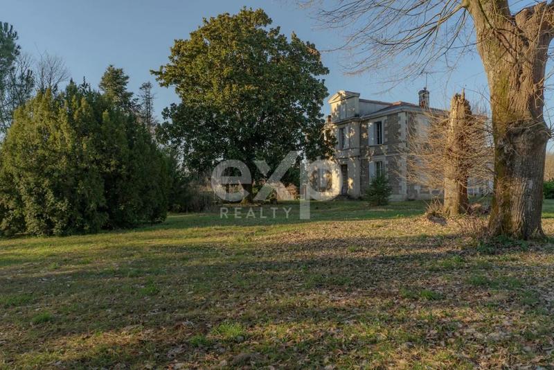 Maison ancienne - 270 m²