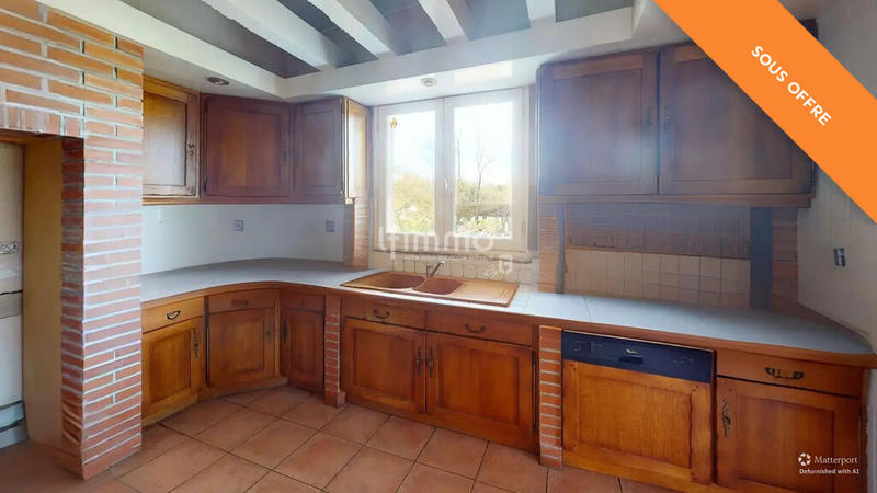 Demeure - 200 m² - 9 pièces