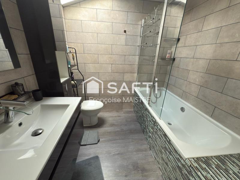 Maison - 158 m² - 6 pièces