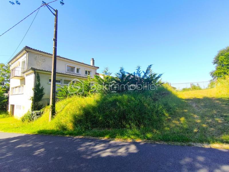 Propriété - 200 m² - 7 pièces