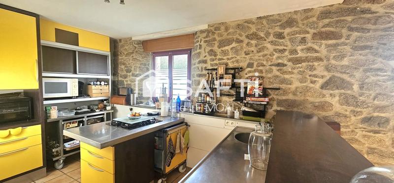 Maison - 121 m² - 5 pièces