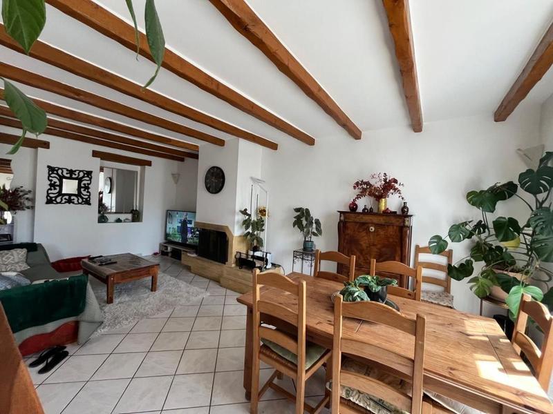 Maison - 121 m² - 5 pièces