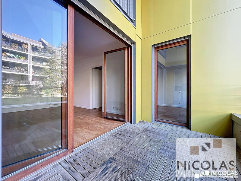 Appartement - 83 m² - 4 pièces