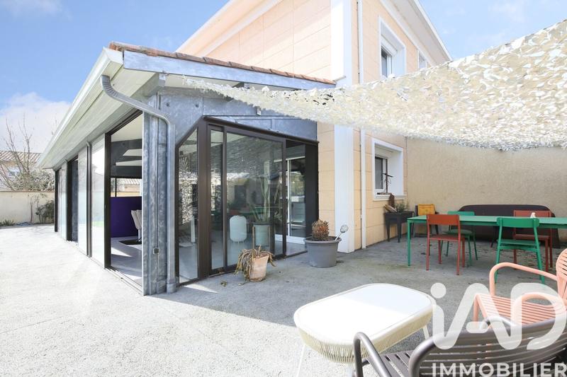 Maison de ville - 296 m² - 7 pièces