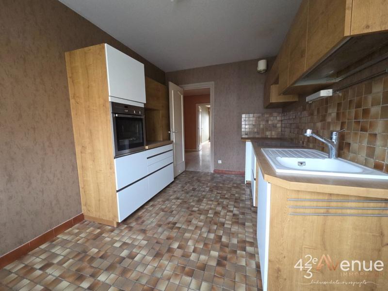 Appartement - 142 m² - 5 pièces