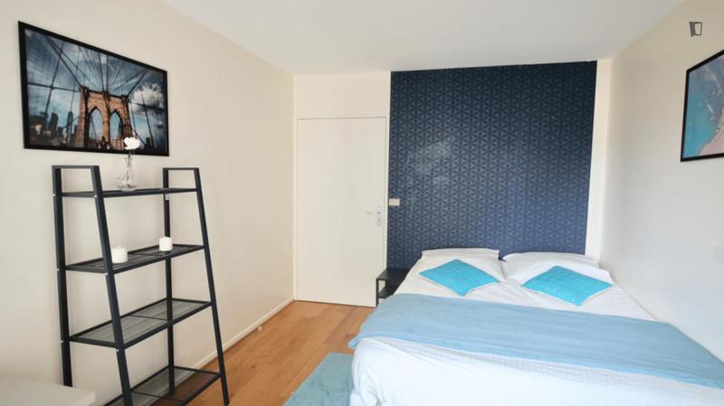 Chambre - 11 m² - 4 pièces