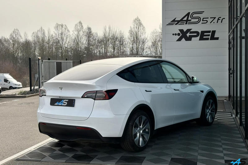 Tesla Model y Standard Rwd 300ch