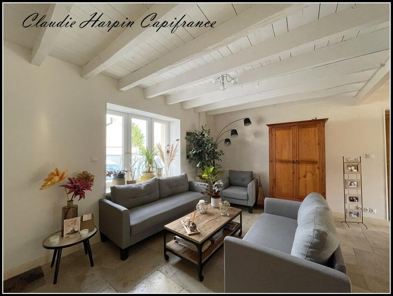 Maison - 246 m² - 10 pièces