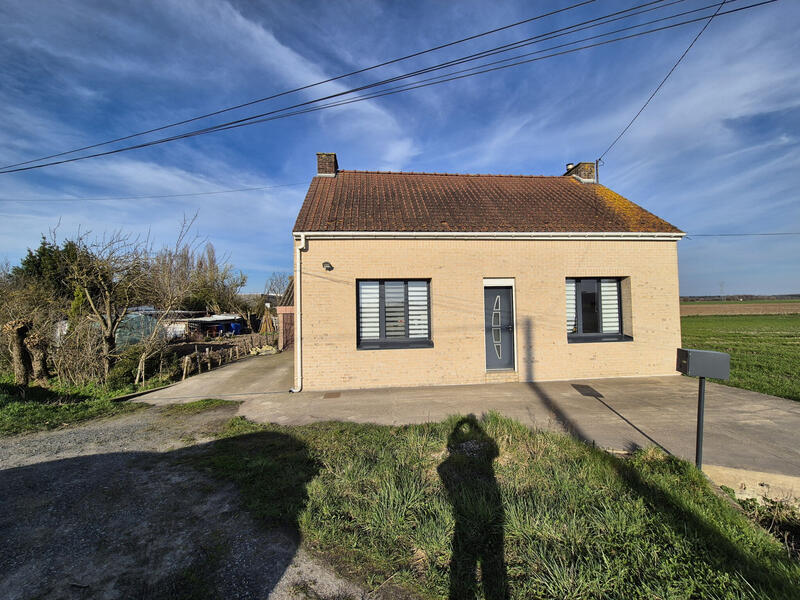 Maison - 95 m² - 5 pièces