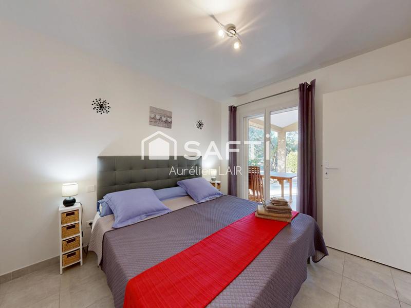 Maison - 180 m² - 7 pièces