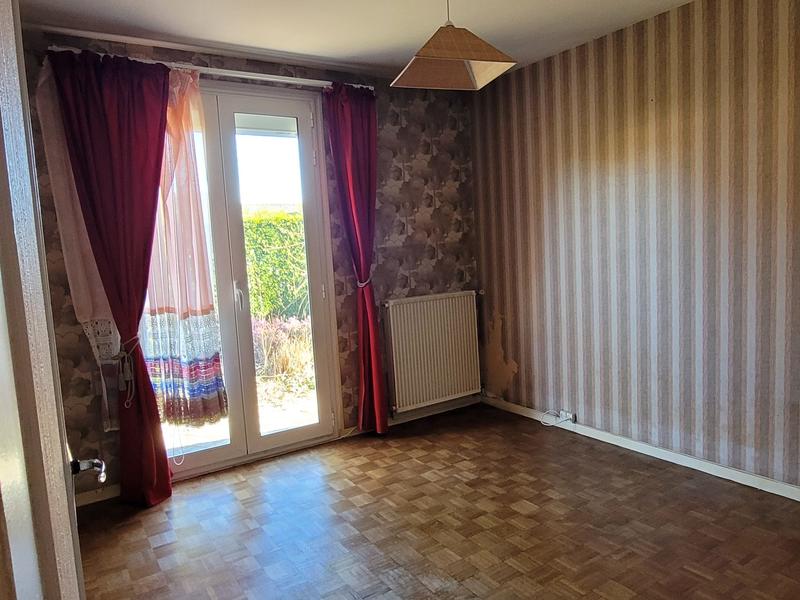 Maison - 99 m² - 5 pièces