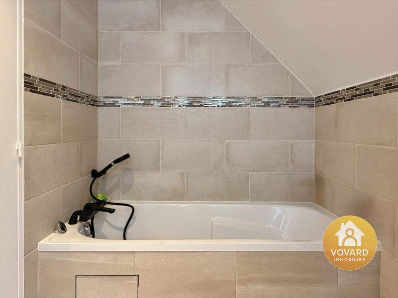 Maison - 127 m² - 5 pièces