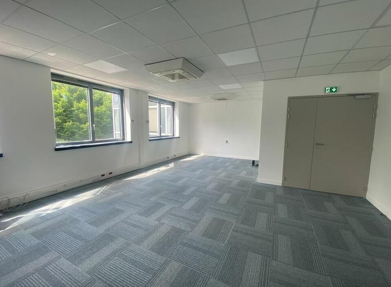 Bureau - 259 m²