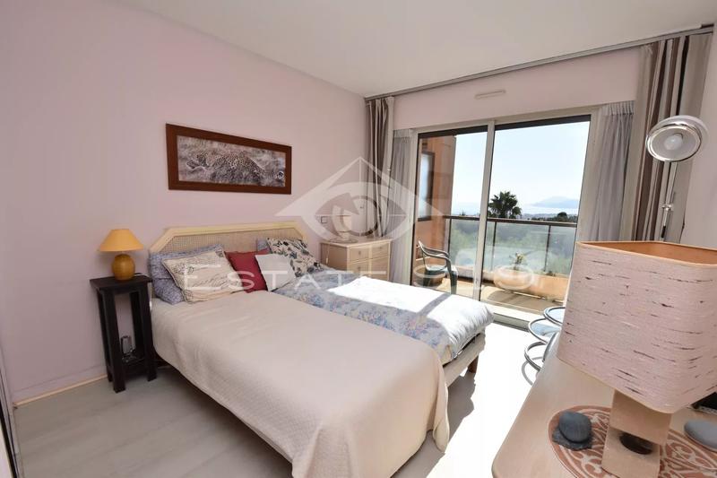 Appartement - 80 m² - 3 pièces