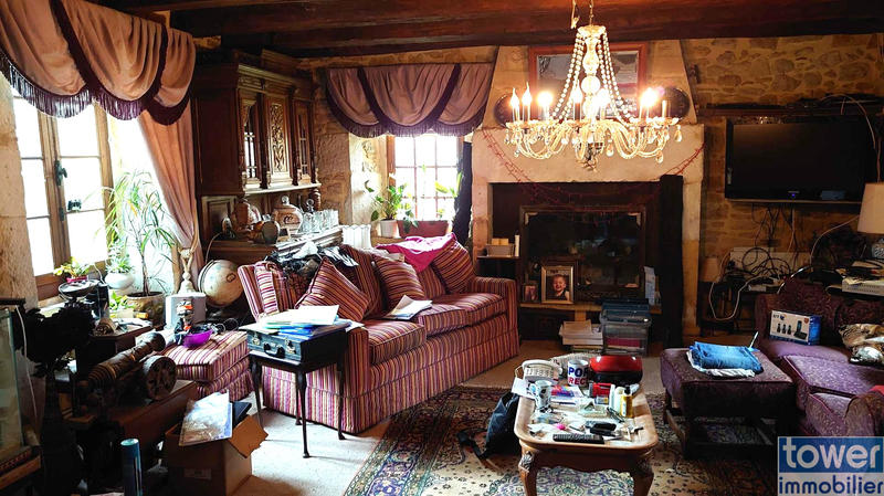 Propriété - 200 m² - 6 pièces