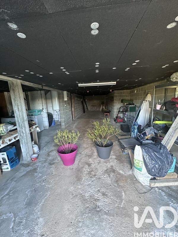 Maison - 90 m² - 5 pièces