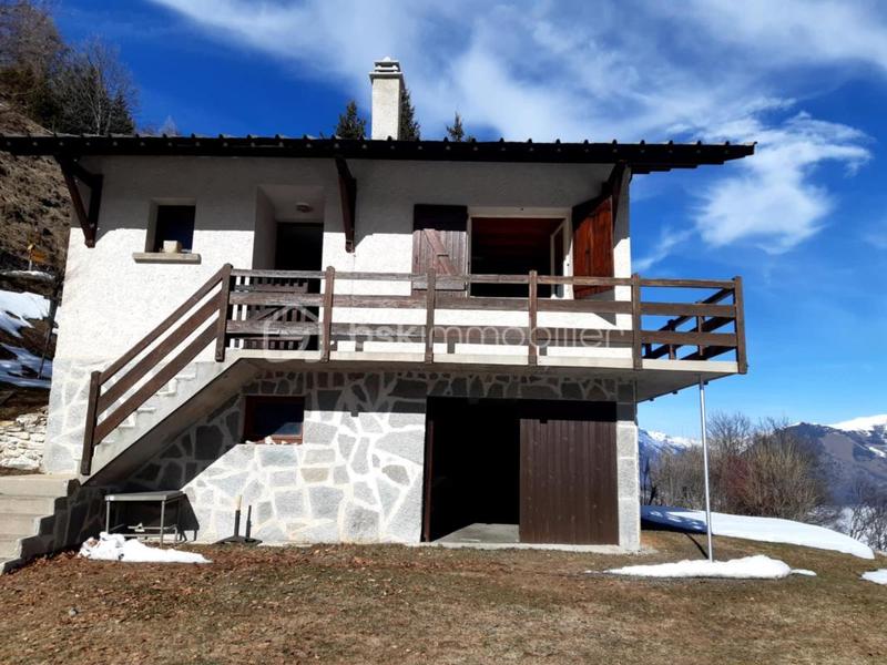 Maison - 96 m² - 5 pièces