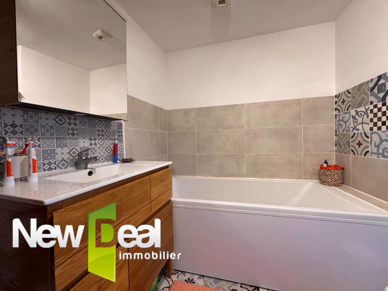 Maison - 86 m² - 4 pièces